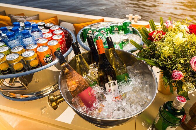 Amsterdam Private Boat Trip with Pizza and Unlimited Drinks - Who Will Love This Tour?