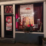 Amsterdam: Red Light District Tour in German/English for groups of 4 or more - Who Will Benefit Most?