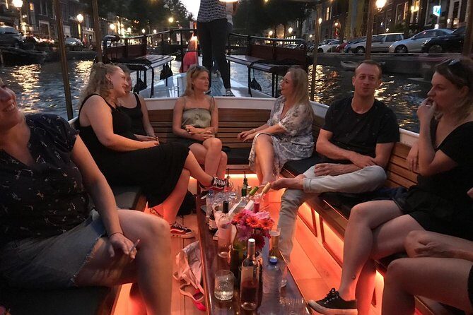 Amsterdam Small-Group Canal Cruise With Dutch Snacks and Drink - FAQs