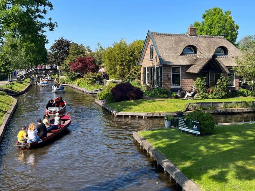 Amsterdam: Zaanse Schans and Giethoorn Guided Combo Tour - An In-Depth Look at the Tour Experience