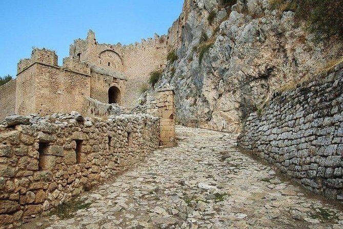 Ancient Corinth, Temple of Hera, Blue Lake full day private tour from Athens - The Experience in Practice