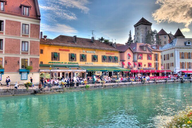 Annecy Scavenger Hunt and Highlights Self-Guided Tour - Breaking Down the Itinerary: What Makes Each Stop Special