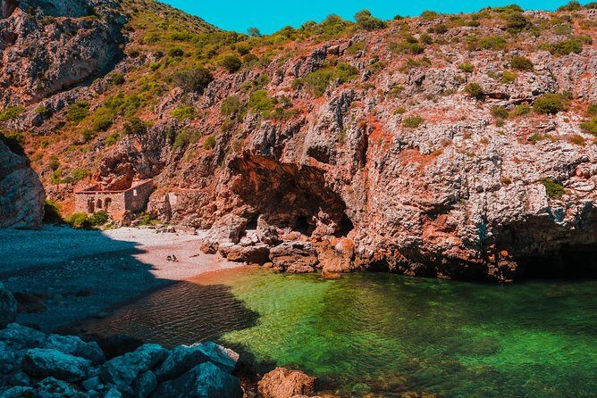 Arrábida Secret Beaches and Caves with Snorkeling Stop - Practical Details & Tips