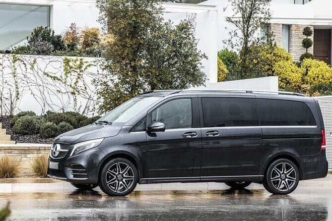 Arrival Transfer from Paris Orly Airport ORY to Paris by MiniVan - What to Expect on the Journey