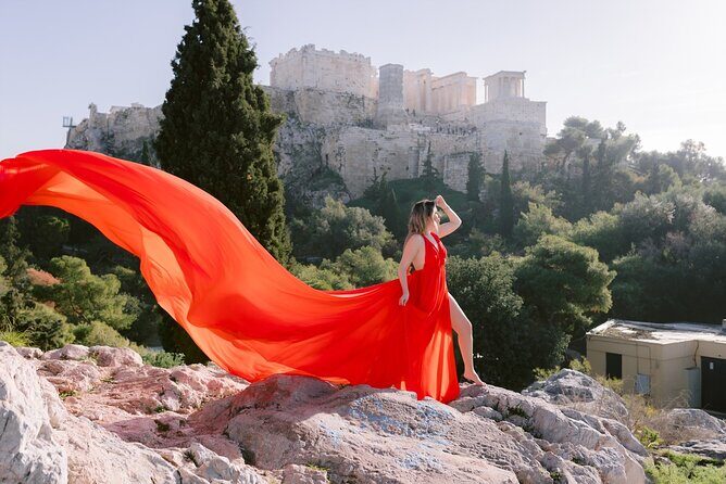 Athens Flying Dress Photo Shoot with a Professional Photographer - Who Should Consider This Experience?