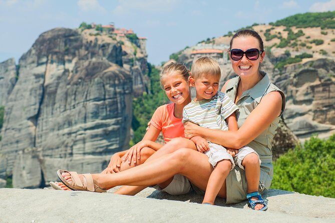Athens: Meteora Monasteries and Hermit Caves Day Tour with Lunch - Arriving at Kalambaka and Meeting Your Guide