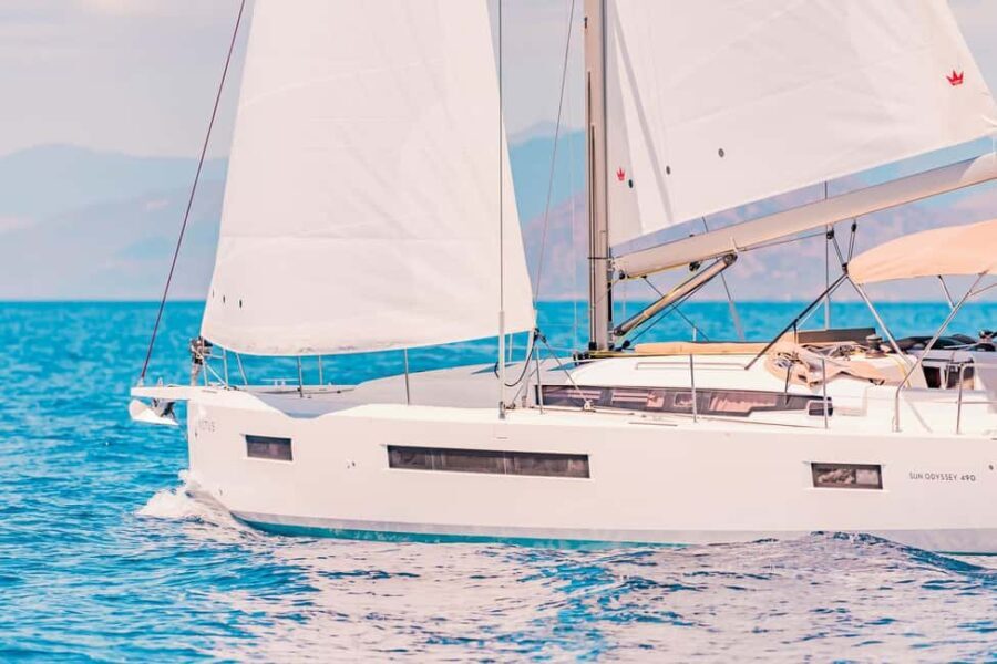 Athens: Private Full-Day Sailing and Gastronomy Cruise - Why This Cruise Works Well