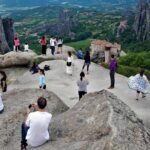 Athens to Meteora DayTrip by Train in Spanish language - Local Agency - The Return and Reflection