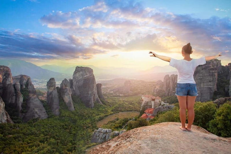 Athens to Meteora: Monasteries, Caves & Seaside Stopovers - A Deep Dive into the Experience