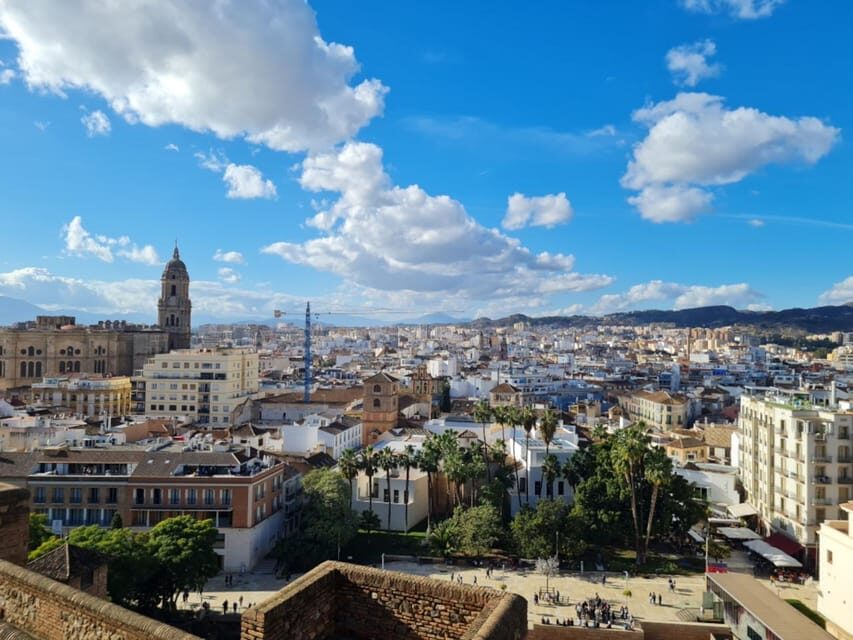 Audioguide City Walk Malaga for cruises (German & English) - Who Will Love This Tour?