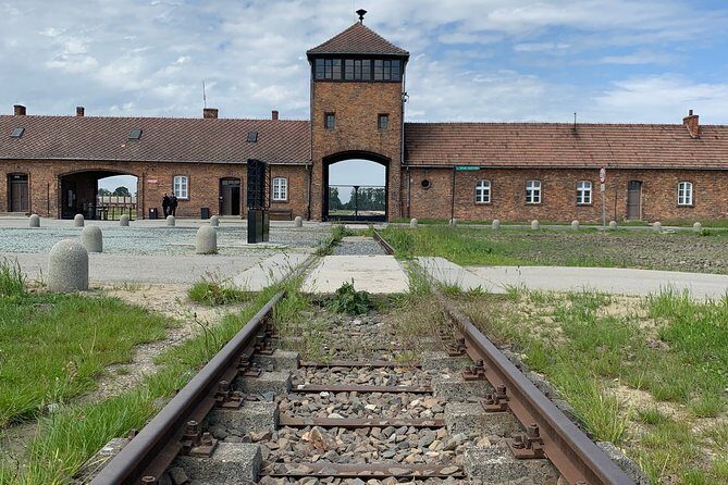 Auschwitz-Birkenau Guided Tour From Krakow - The Bottom Line