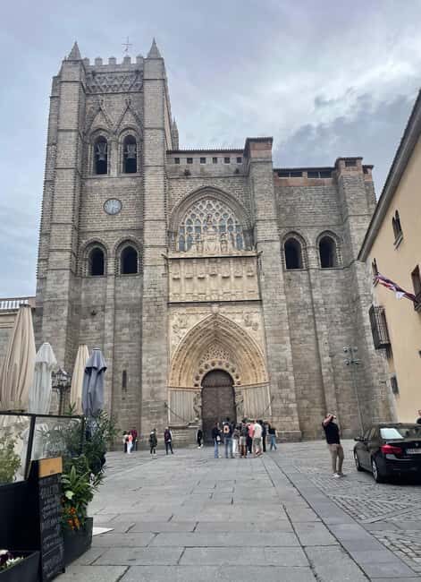 Avila and Segovia: Private Minivan Tour from Madrid - Why This Tour Works Well