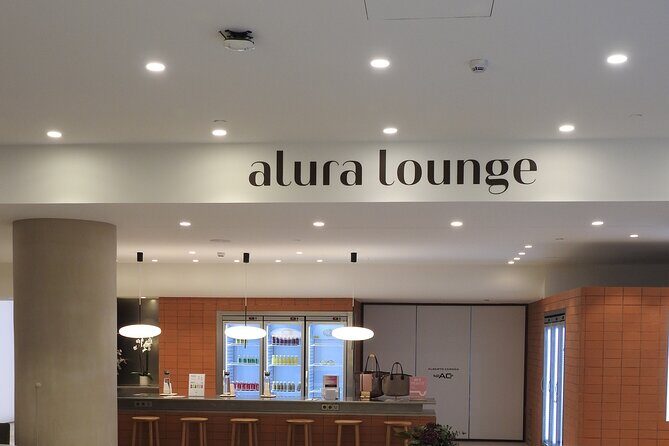 Balinese massage with essential oils 60 min at THAI MASSAGE ALURA - Authentic, Relaxing, and Well-Executed