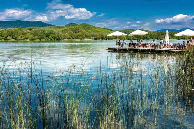 Banyoles: Small group historical walking tour - Who Will Love This Tour?