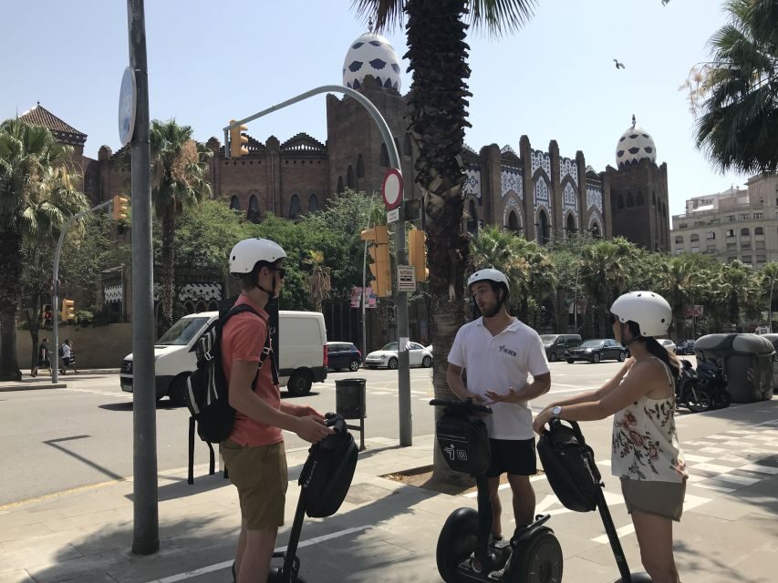 Barcelona: 2.5-Hour Gaudí Segway Tour - The Advantages of a Guided Segway Tour