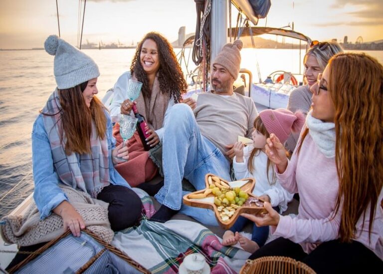 Barcelona : 2 hours Sailing tour with snacks and drinks - In-Depth Review: Why This Tour Is a Great Value