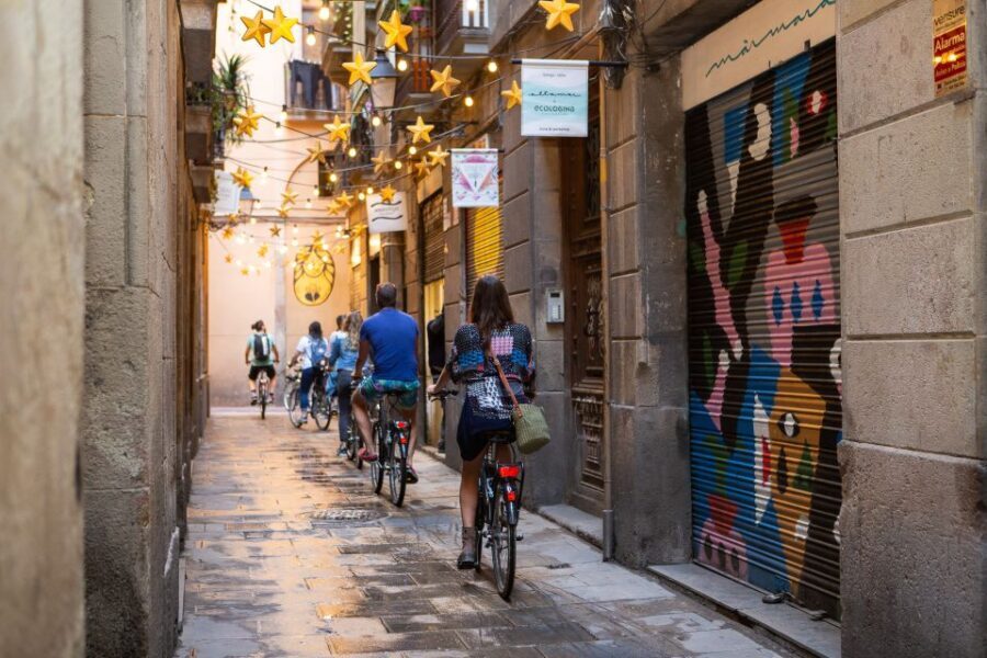 Barcelona: 4-Hour Small Group Bike Tour - Why This Tour is a Great Deal
