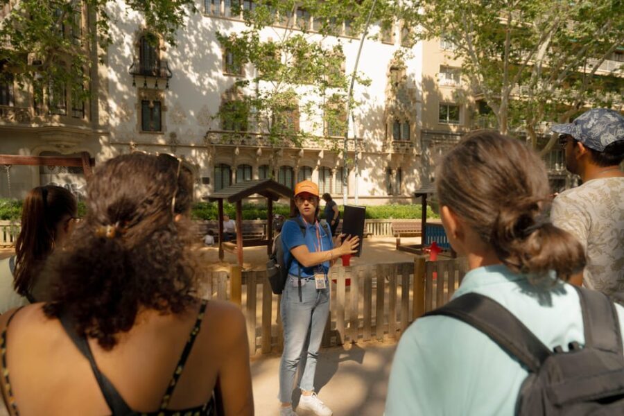 Barcelona Architecture Walking Tour With Casa Batlló Upgrade - What to Expect: A Step-by-Step Breakdown