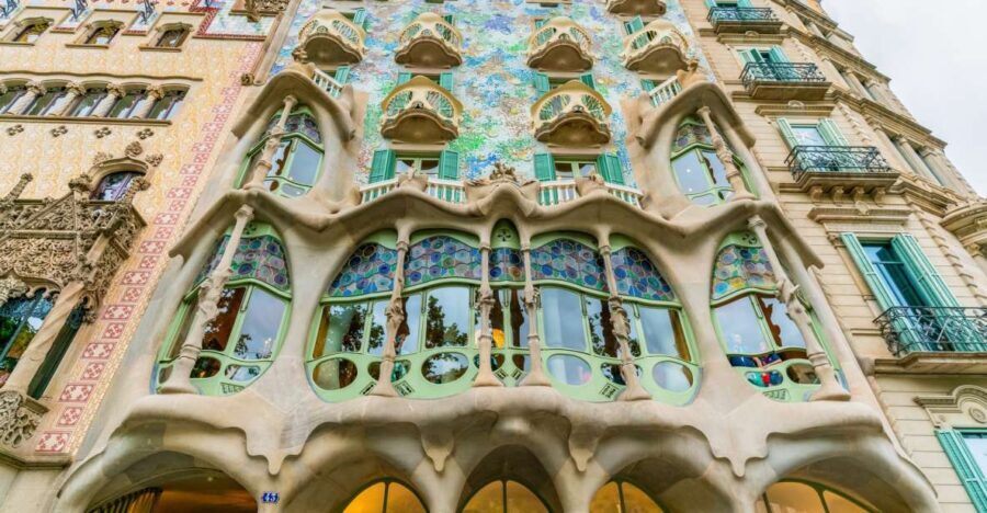 Barcelona: Casa Batlló Entry with Self-Audioguide Tour - How This Tour Compares to Others in Barcelona