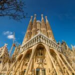 Barcelona: Catalan Modernism Architecture Walking Tour - The Block of Discord: A Battle of Beauty