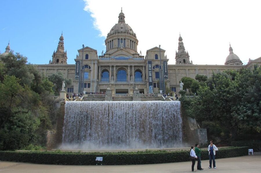 Barcelona: electric bike tour to Montjuic + relaxing sailboat ride - What Makes This Tour Stand Out?