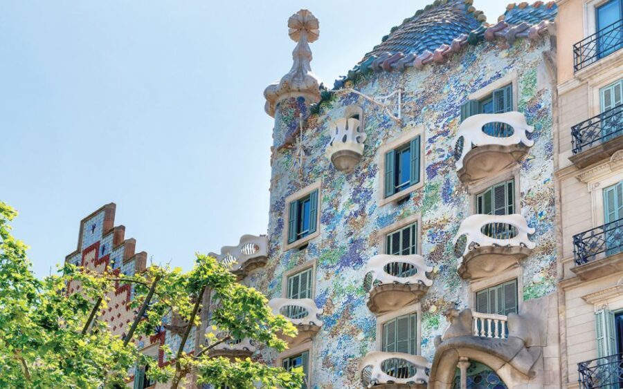 Barcelona: Gaudí Sightseeing Guided Segway Tour - Why This Tour Offers Great Value
