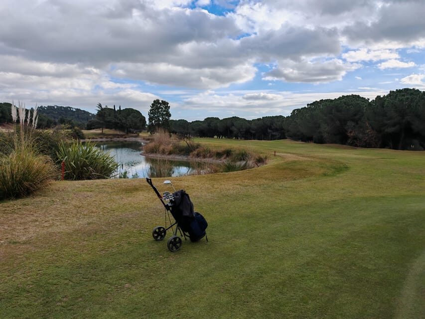 Barcelona Golfing: All-Inclusive Experience Pick-Up Drop-Off - Who Should Consider This Tour?