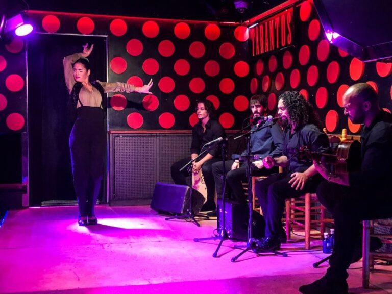 Barcelona: Gothic Quarter and Flamenco Show (Small Group) - Analyzing the Value