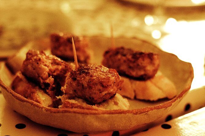 Barcelona Gothic Quarter Tapas Small Group Tour - Authentic Food and Local Drinks