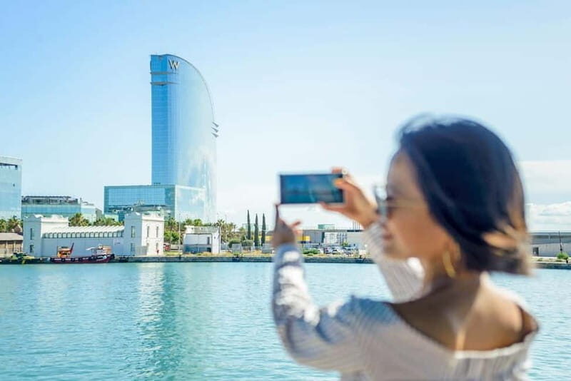 Barcelona: Helicopter, Boat Ride, and Old Town Walking Tour - What Makes This Tour Stand Out?