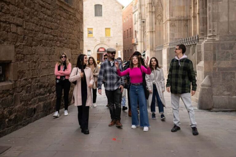Barcelona: Hidden Gems Walking Tour Including 10+ Sights - A Closer Look: The Experience of the Hidden Gems Walking Tour