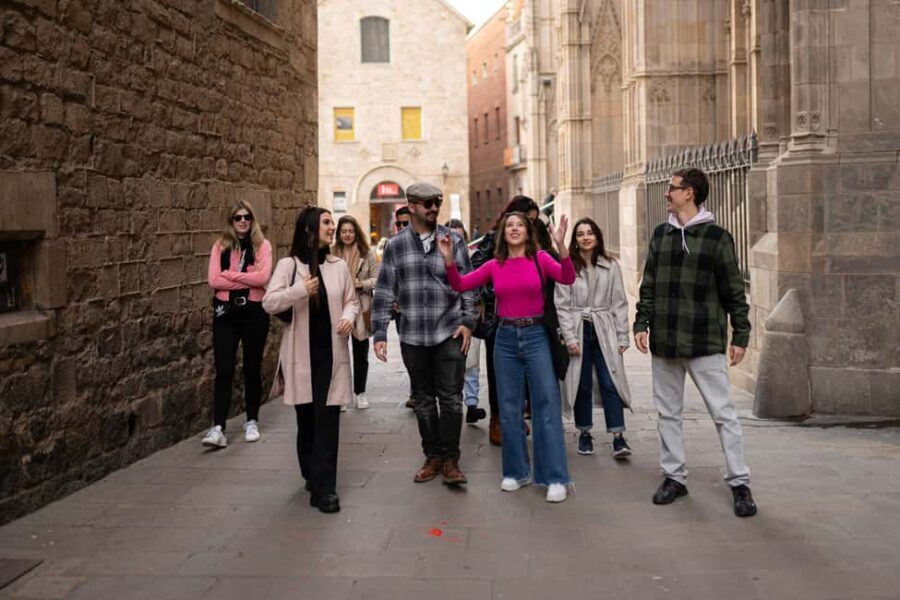 Barcelona: Hidden Gems Walking Tour Including 10+ Sights - A Closer Look: The Experience of the Hidden Gems Walking Tour