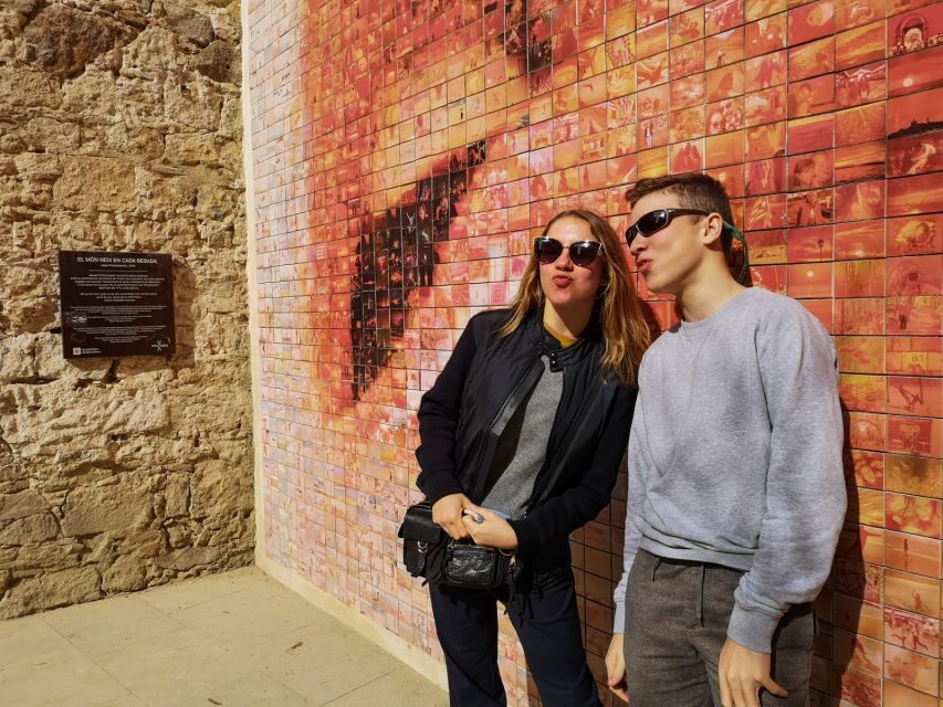 Barcelona: Highlights & Gems Private Tour with Tapa & Drink - Is This Tour Worth Your Money?