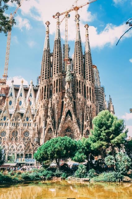 Barcelona Highlights: The Best of Gaudi On Segway - Who Will Love This Tour?