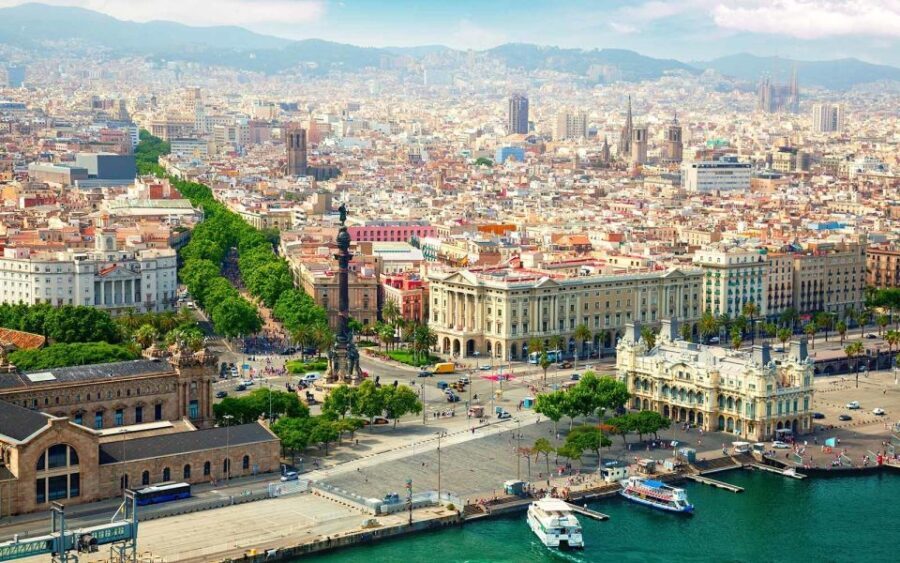 Barcelona in a Day Full-Day Sightseeing Private Tour - A Closer Look at the Itinerary and Experience
