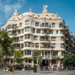 Barcelona: Modernism Gaudi Architectural Walking Tour - Exploring Barcelona’s Modernist Landmark in Depth
