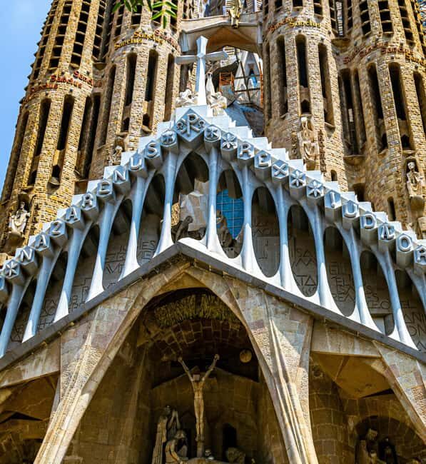 Barcelona: Night Lights & Tapas Tour by Car - What the Tour Means for You