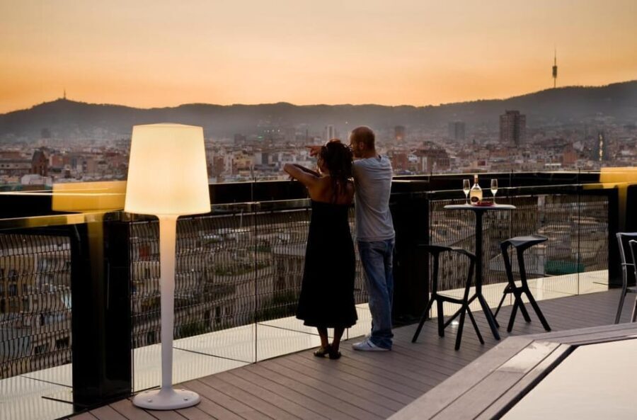 Barcelona: Night Walking Tour in the Heart of the Movida - Why Choose This Tour?