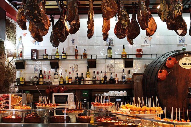 Barcelona Old Town Night Small Group Tour with Tapas & Flamenco - Who Will Love This Tour?
