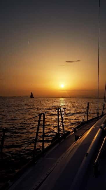 Barcelona: Premium Shared Sunset Cruise (Drinks & Snacks) - The Value of the Experience