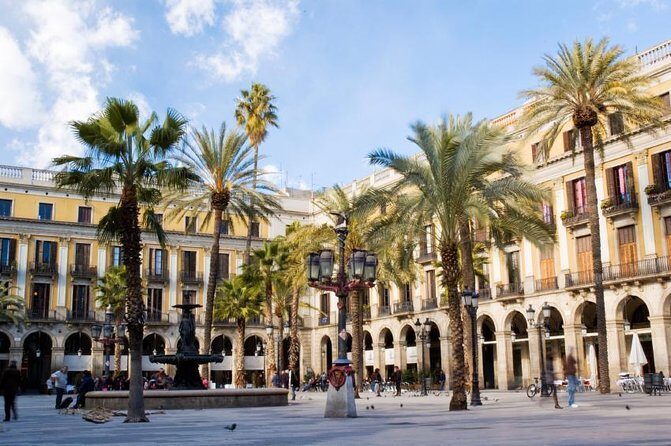 Barcelona Private Gothic Quarter Tour with Flamenco Show - Authenticities That Shine