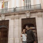 Barcelona: Private photo shooting with pro photographer - Discovering Barcelona’s Old Town Through a Lens