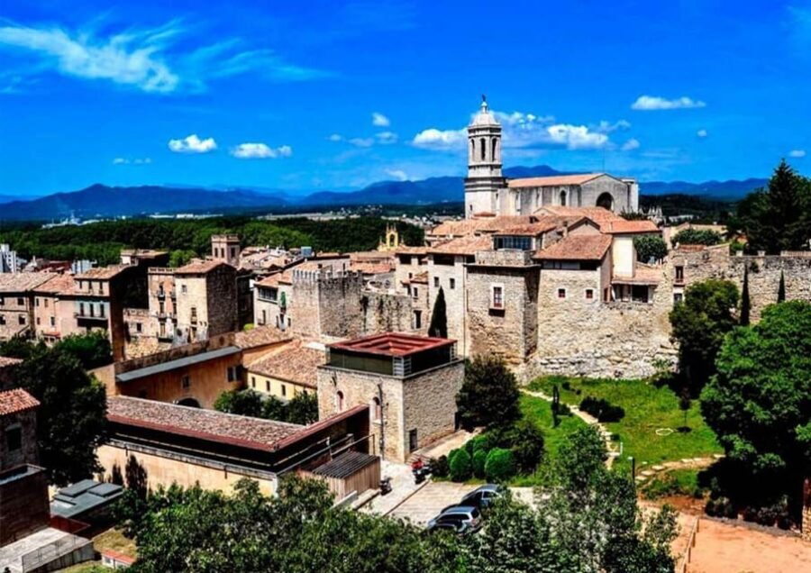Barcelona: Private Tour Dalí, Cadaqués and Girona - Transportation, Timing, and Practicalities