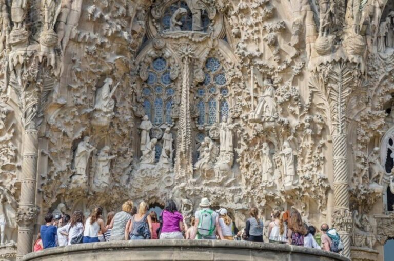 Barcelona: Sagrada Familia Fast Track Guided Tour - Final thoughts: Is this tour worth it?