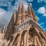 Barcelona: Sagrada Familia Guided Tour with Tickets - A Closer Look at the Experience