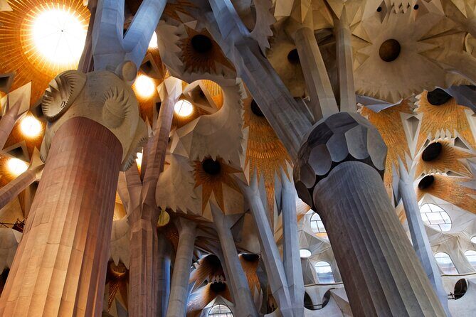 Barcelona Sagrada Familia Guided Visit With Optional Extras. - Exploring the Sagrada Familia with a Guided Touch