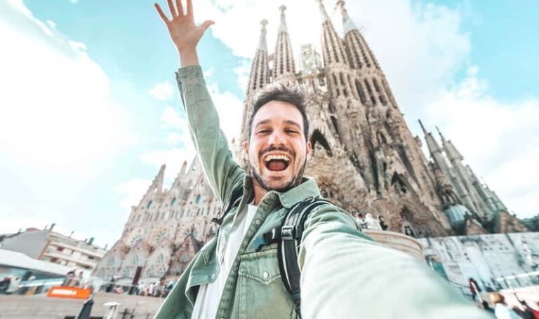 Barcelona: Sagrada Familia Priority Access & Guided Tour - Who Will Love This Tour?