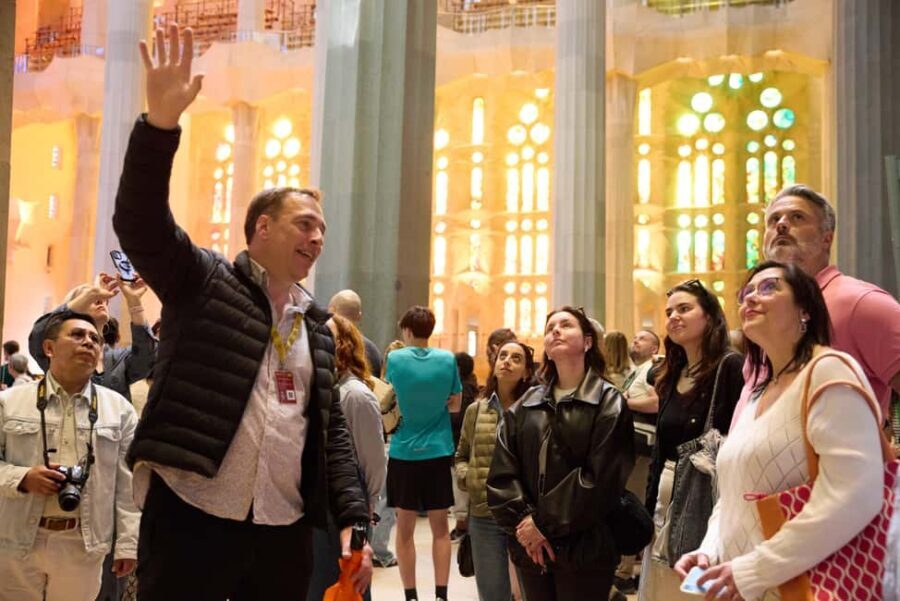 Barcelona: Sagrada Familia Skip-the-Line Guided Tour - The Details of the Experience