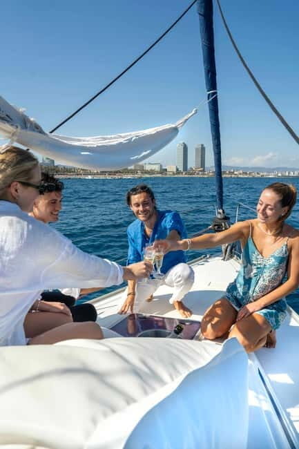 Barcelona: Sailing Tour with Young Local Captain & Drinks - A Thorough Look at the Sailing Tour Experience