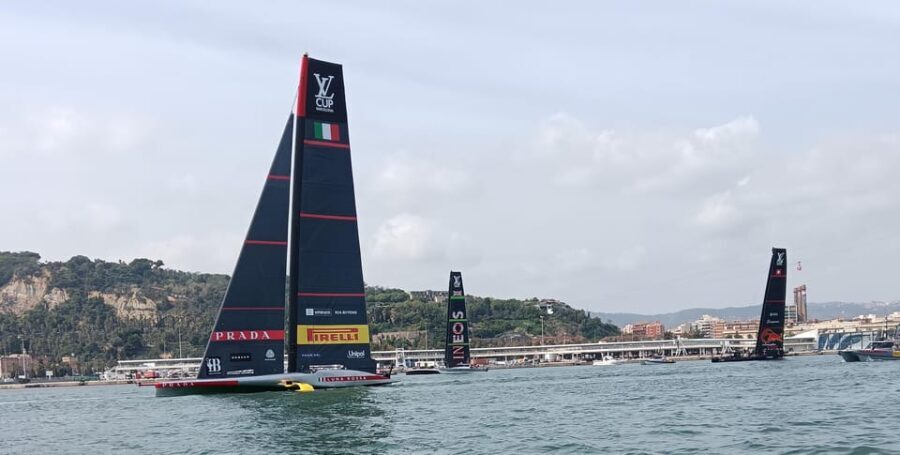 Barcelona: Sailing tour - A Deep Dive into the Barcelona Sailing Tour